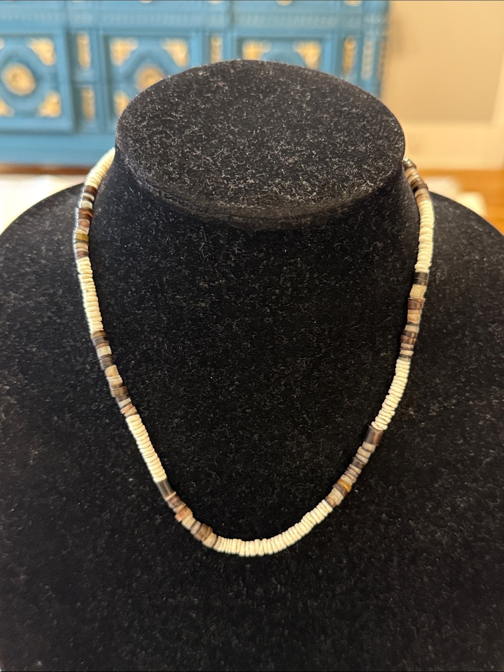 Vintage White Brown Shell Beaded Choker Collar Statement Necklace